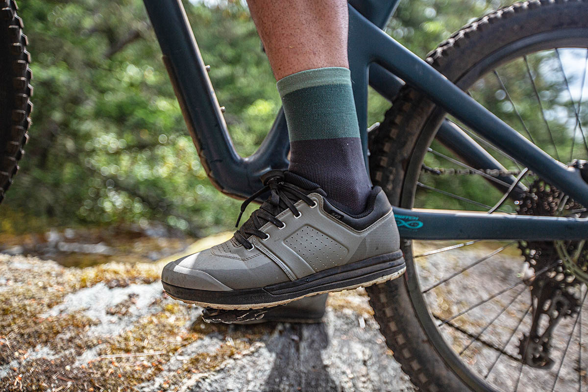 best bike travel shoes